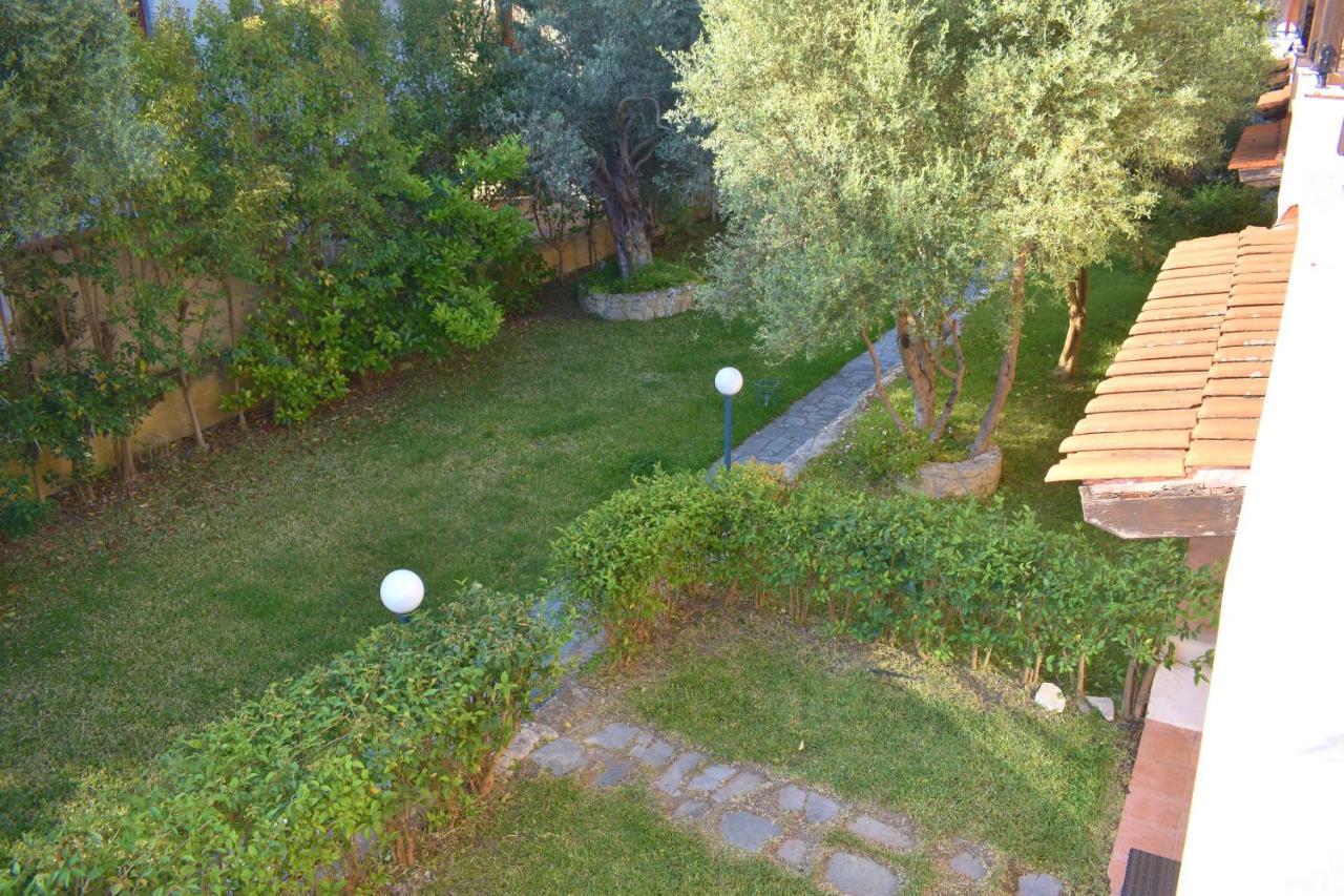 Kripis House *